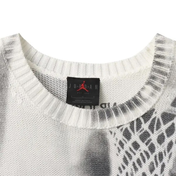 Air Jordan Knit Sweater - Picture 13 of 14